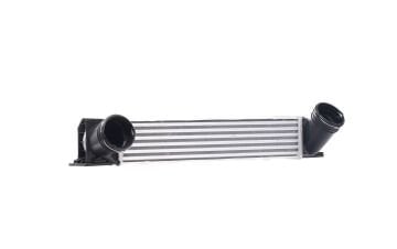 Bmw 3 Serisi E90 E92 Turbo Radyatörü M57N2 N57 17517800680