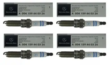 Mercedes W204 C180 / C180 CGI Ateşleme Bujisi Orijinal A0041595803