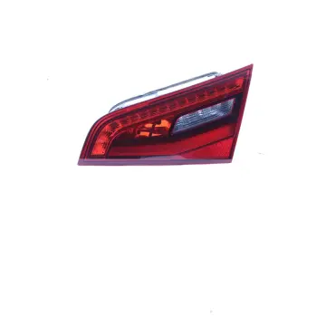 Audi A3 Stop Lambası Sağ İç Hatchback Sportback 2012-2015 8V4945094A